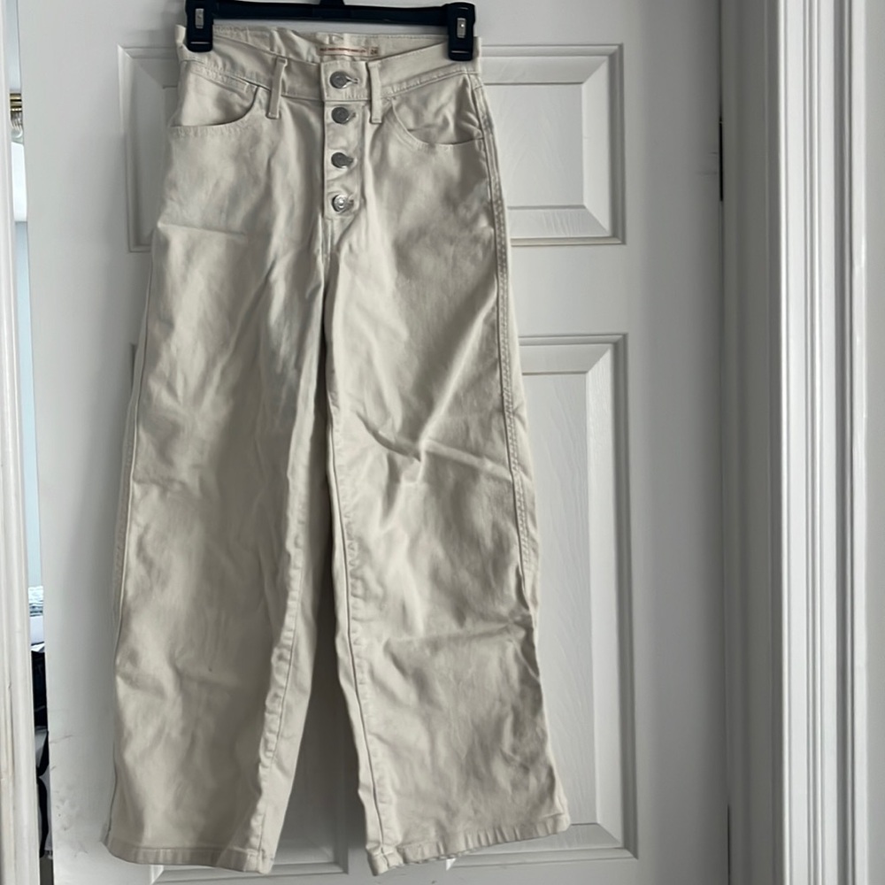 Levi’s Mile High Crop Pant size 24
